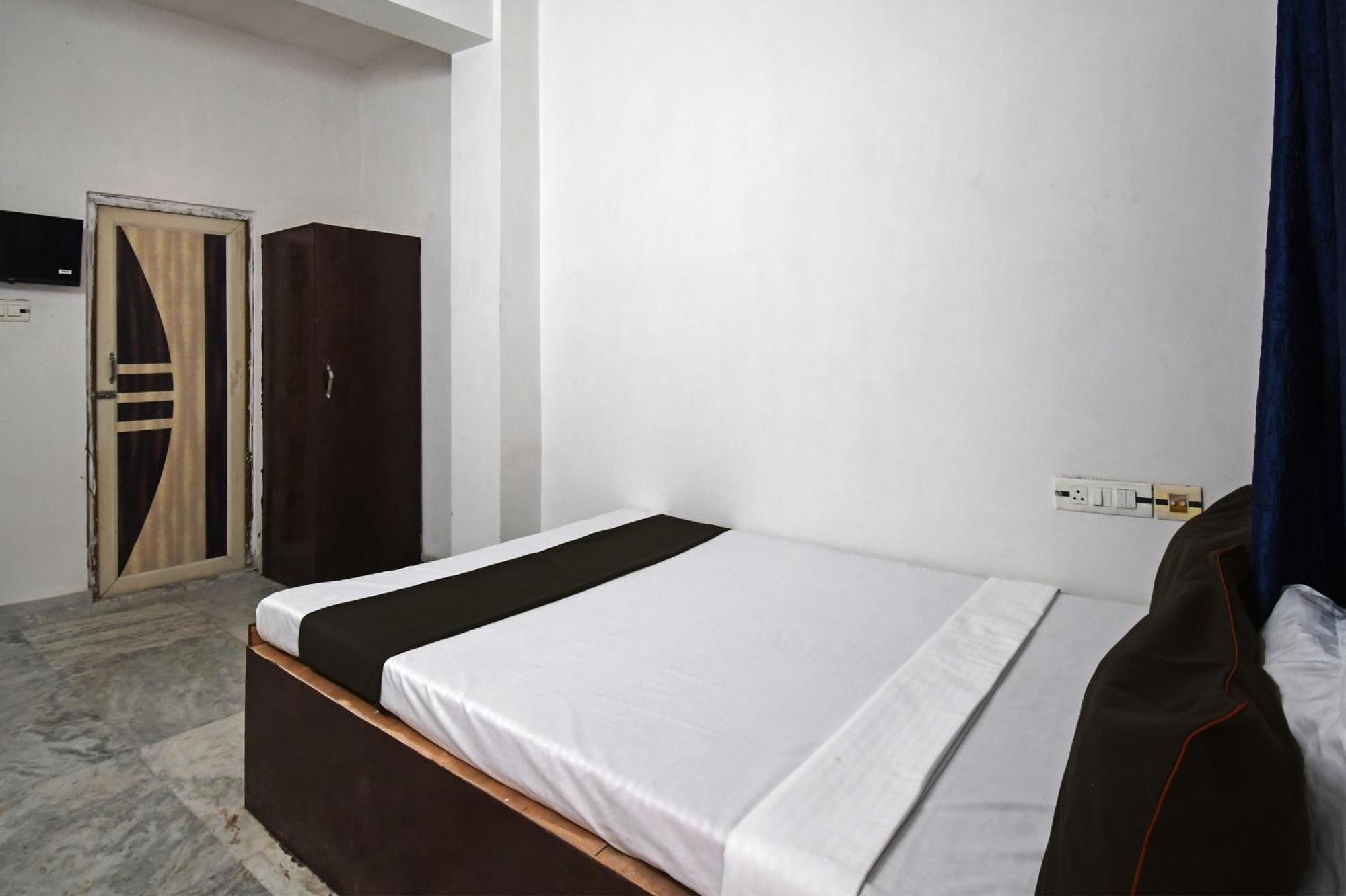 Oyo Hotel Chinar Park كولكاتا المظهر الخارجي الصورة